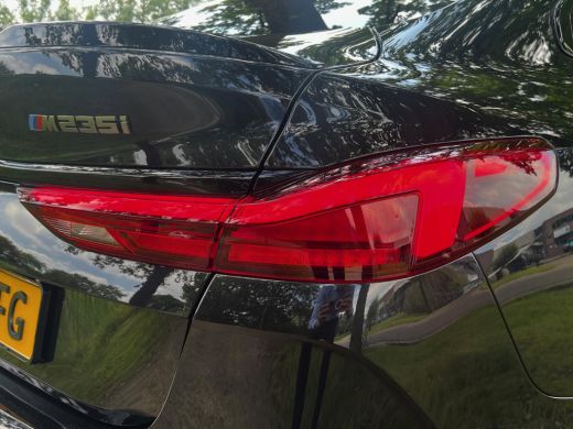 BMW 2 Serie Gran Coup&eacute; M235i xDrive High Executive | HUD | Harman/Kardon | Alcantara | ActivLease financial lease