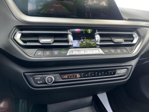 BMW 2 Serie Gran Coup&eacute; M235i xDrive High Executive | HUD | Harman/Kardon | Alcantara | ActivLease financial lease