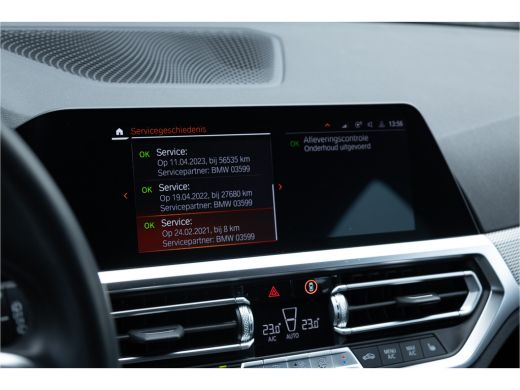 BMW 3 Serie Touring 320i M Sport High Ex Camera / HiFi / Trekhaak / 19inch / ActivLease financial lease