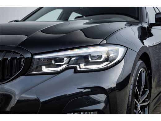 BMW 3 Serie Touring 320i M Sport High Ex Camera / HiFi / Trekhaak / 19inch / ActivLease financial lease