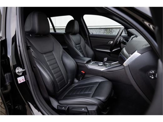 BMW 3 Serie Touring 320i M Sport High Ex Camera / HiFi / Trekhaak / 19inch / ActivLease financial lease