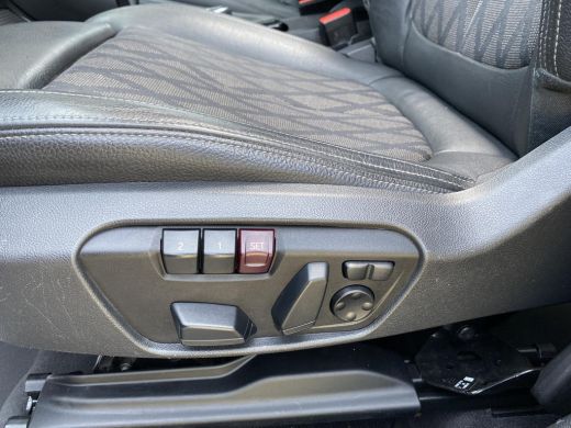 BMW X1 sDrive20i High Executive | Elektrische stoel | Camera | ActivLease financial lease