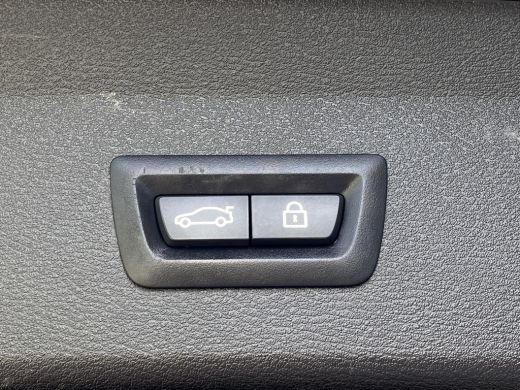 BMW X1 sDrive20i High Executive | Elektrische stoel | Camera | ActivLease financial lease