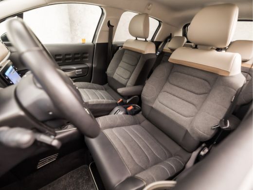 Citroën C3 1.2 PureTech Shine Automaat (APPLE CARPLAY, GROOT NAVI, CAMERA, KEYLESS, LEDER, SPORTSTOELEN, GET... ActivLease financial lease