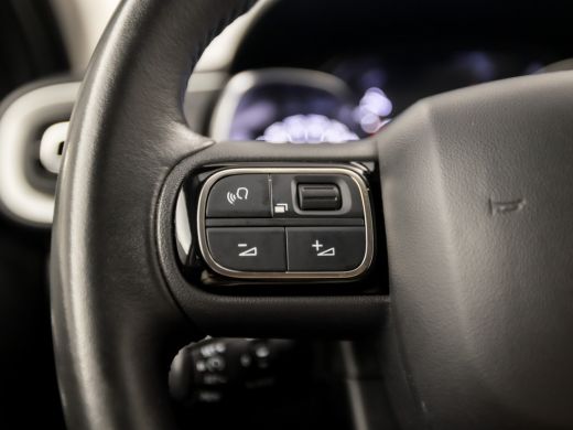 Citroën C3 1.2 PureTech Shine Automaat (APPLE CARPLAY, GROOT NAVI, CAMERA, KEYLESS, LEDER, SPORTSTOELEN, GET... ActivLease financial lease