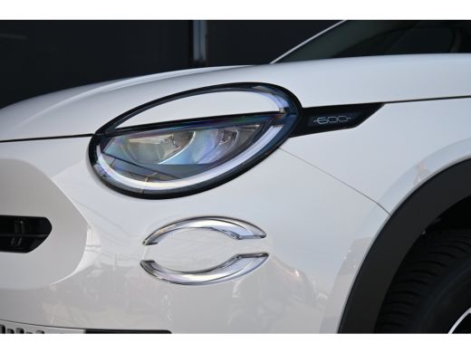 Fiat 600 Icon VOORRAAD-ACTIE! | 8 Jaar Fabrieksgarantie | ALL-seasonbanden | Carplay | Stoelverwarming ActivLease financial lease