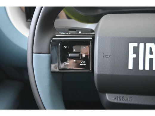 Fiat Grande Panda La Prima VOORRAAD-ACTIE! | 8 Jaar Fabrieksgarantie | Achteruitrijcamera | Stoel/Stuur Verwarming ... ActivLease financial lease