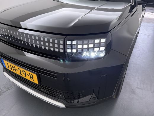 Fiat Grande Panda La Prima | 10,25" touchscreen radio met Bluetooth, DAB & USB &eacute;n Navigatie | Automatische aircondi... ActivLease financial lease