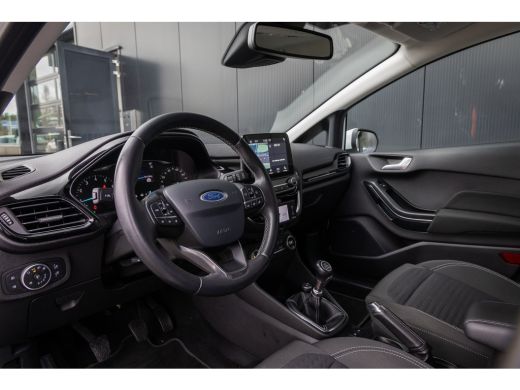 Ford Fiesta 1.0 EcoBoost Titanium | 100% dealer onderhouden | Navigatie incl. bluetooth | Cruise control | Cl... ActivLease financial lease