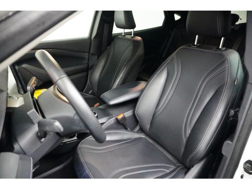 Ford Mustang Mach-E Mach-E Extended RWD 98 kWh | Pano-dak | Elektrische stoelen met Memory functie | Afneembare Trekh... ActivLease financial lease