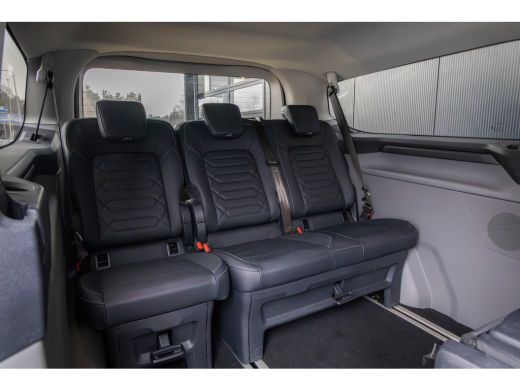 Ford Tourneo Custom Custom Bus Tourneo Custom 2.5 PHEV Limited | Camera | 9 Persoons! | Bank voorin | 19 inch | Stand... ActivLease financial lease