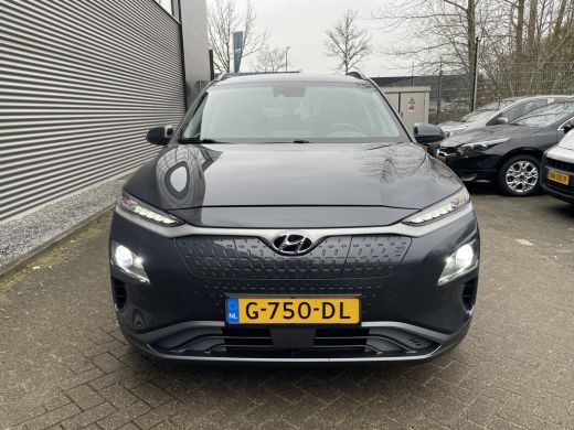 Hyundai Kona EV Premium 64 kWh | | Leder | Stoel verwarming | Camera | ActivLease financial lease