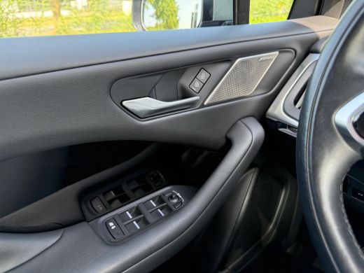 Jaguar I-PACE EV320 S Business Pack 90 kWh | Stoelverwarming | Achteruitrijcamera | ActivLease financial lease