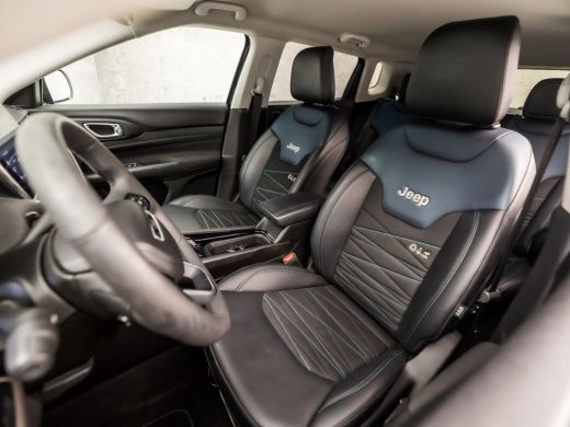 Jeep Compass 4xe 240 Plug-in Hybrid Electric Upland 240Pk Automaat (VIRTUAL COCKPIT, APPLE CARPLAY, GROOT NAVI... ActivLease financial lease