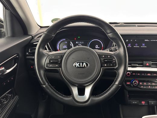 Kia e-Niro ExecutiveLine 64 kWh [ 3-Fase ] {SOH-100%} (INCL-BTW) Aut.*HEATPUMP | LEATHER | FULL-LED | NAVI-F... ActivLease financial lease