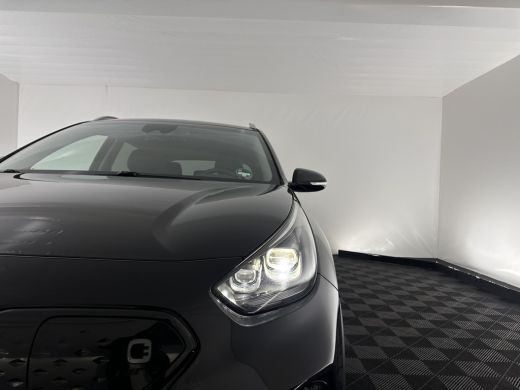 Kia e-Niro ExecutiveLine 64 kWh [ 3-Fase ] {SOH-100%} (INCL-BTW) Aut.*HEATPUMP | LEATHER | FULL-LED | NAVI-F... ActivLease financial lease