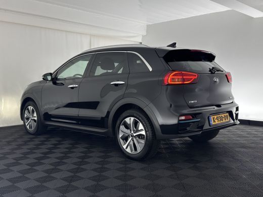 Kia e-Niro ExecutiveLine 64 kWh [ 3-Fase ] {SOH-100%} (INCL-BTW) Aut.*HEATPUMP | LEATHER | FULL-LED | NAVI-F... ActivLease financial lease