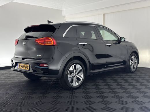 Kia e-Niro ExecutiveLine 64 kWh [ 3-Fase ] {SOH-100%} (INCL-BTW) Aut.*HEATPUMP | LEATHER | FULL-LED | NAVI-F... ActivLease financial lease