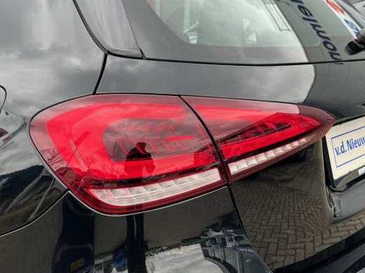 Mercedes-Benz A-Klasse 200 AMG Line | MBUX | Cruise | Climate | ActivLease financial lease