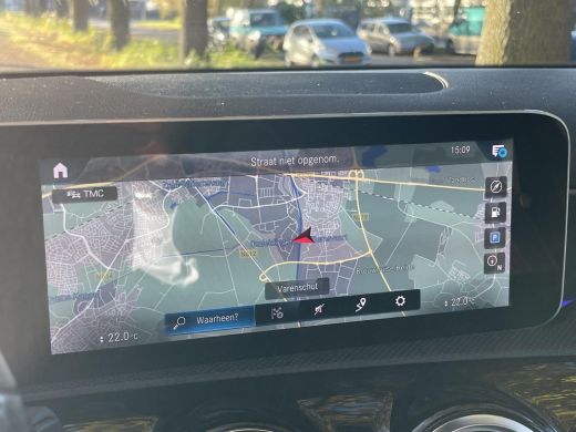 Mercedes-Benz A-Klasse 200 Business Solution AMG | Panoramadak | MBUX | ActivLease financial lease