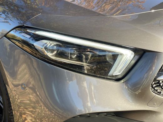 Mercedes-Benz A-Klasse 200 Business Solution AMG | Panoramadak | MBUX | ActivLease financial lease