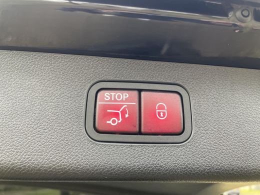 Mercedes-Benz E-Klasse Estate 300 e Luxury Line | Sfeerverlichting | Stoelverwarming | Apple carplay | Achteruitrijcamera | ActivLease financial lease