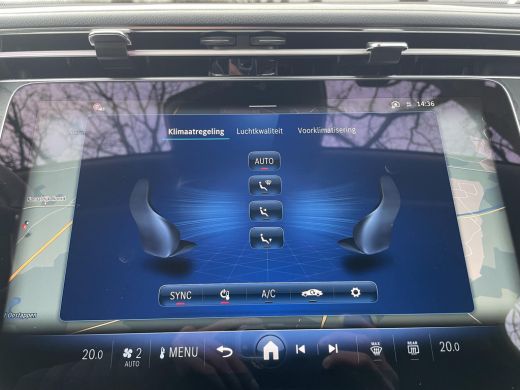 Mercedes-Benz E-Klasse Estate 300 e Luxury Line | Sfeerverlichting | Stoelverwarming | Apple carplay | Achteruitrijcamera | ActivLease financial lease