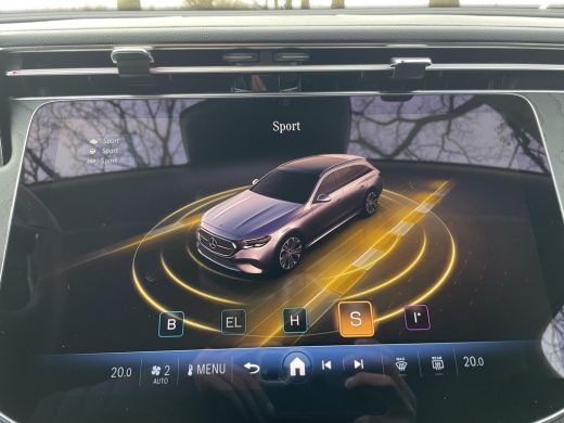 Mercedes-Benz E-Klasse Estate 300 e Luxury Line | Sfeerverlichting | Stoelverwarming | Apple carplay | Achteruitrijcamera | ActivLease financial lease