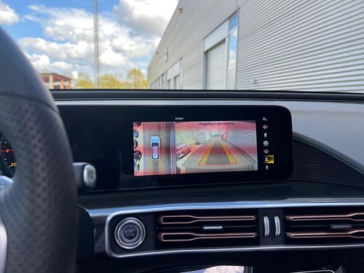 Mercedes-Benz EQC 400 4MATIC AMG Line 80 kWh | Multibeam LED | 360 Camera | ActivLease financial lease