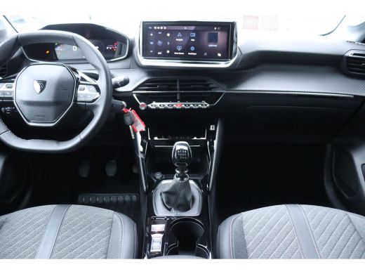 Peugeot 208 1.2 PURETECH 100PK ALLURE / NAVI / LEDER / CLIMA / PDC / 16" LMV / CAMERA / WINTERPAKKET / CRUISE... ActivLease financial lease