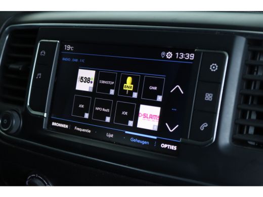 Peugeot Expert 2.0 BlueHDI 180 S&S DC | Cruise Control | Trekhaak | Betimmering | Leder | LMV | Camera | Carplay... ActivLease financial lease