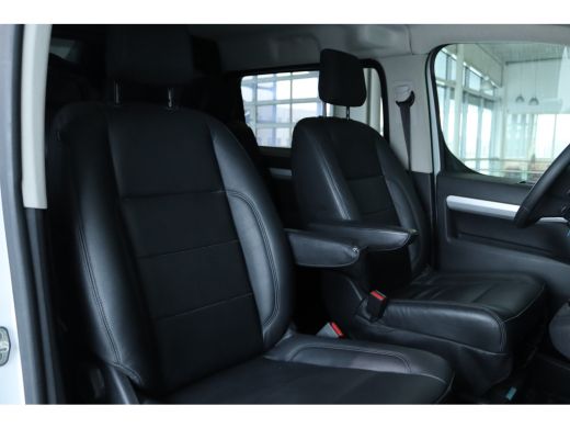 Peugeot Expert 2.0 BlueHDI 180 S&S DC | Cruise Control | Trekhaak | Betimmering | Leder | LMV | Camera | Carplay... ActivLease financial lease