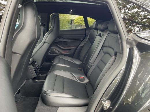 Porsche Taycan Cross Turismo 4S 93 kWh | Sport chrono | Pano | 20'' | ActivLease financial lease
