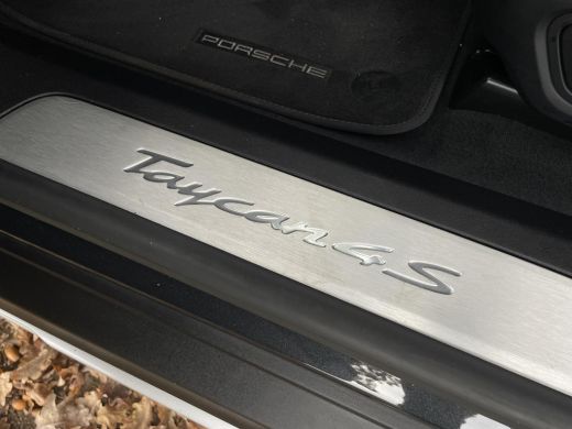 Porsche Taycan Cross Turismo 4S 93 kWh | Sport chrono | Pano | 20'' | ActivLease financial lease