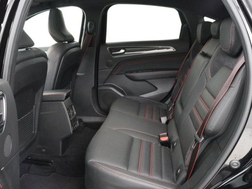 Renault Arkana 1.6 E-Tech Hybrid 145 R.S. Line | Panoramadak | Leder/Alcantara | Trekhaak | Stoelverwarming | Ad... ActivLease financial lease