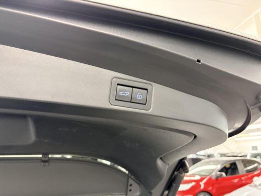 Toyota Corolla Touring Sports 2.0 Hybrid Executive ActivLease financial lease