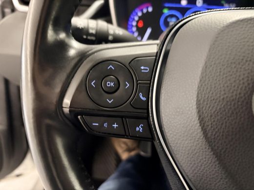 Toyota Corolla Touring Sports 2.0 Hybrid Executive ActivLease financial lease