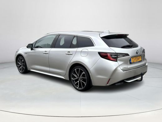 Toyota Corolla Touring Sports 2.0 Hybrid Executive ActivLease financial lease