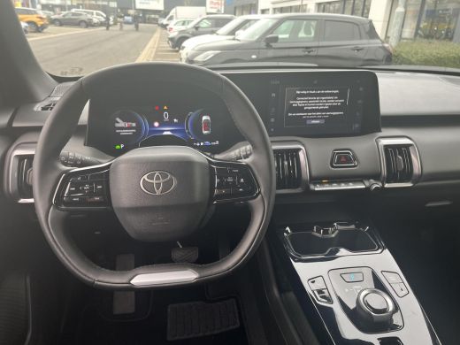 Toyota Urban Cruiser Dynamic 61 kWh ActivLease financial lease