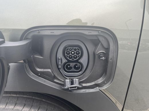 Toyota Urban Cruiser Dynamic 61 kWh ActivLease financial lease