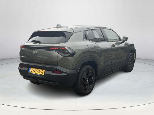 Toyota Urban Cruiser Dynamic 61 kWh ActivLease financial lease