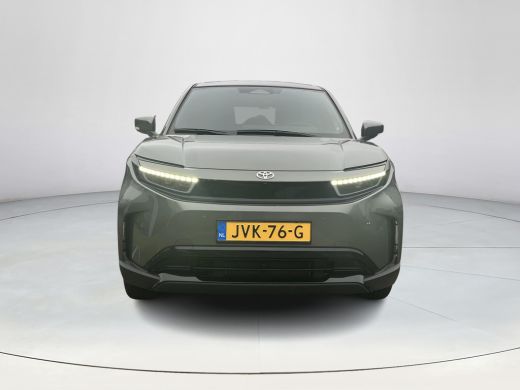 Toyota Urban Cruiser Dynamic 61 kWh ActivLease financial lease