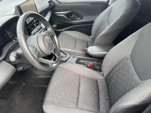 Toyota Yaris 1.5 Hybrid 115 First Edition | LED koplampen | Carplay | Licht metalen velgen | Keyless entry | ActivLease financial lease