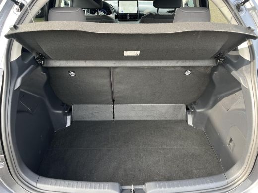 Toyota Yaris 1.5 Hybrid 115 First Edition | LED koplampen | Carplay | Licht metalen velgen | Keyless entry | ActivLease financial lease