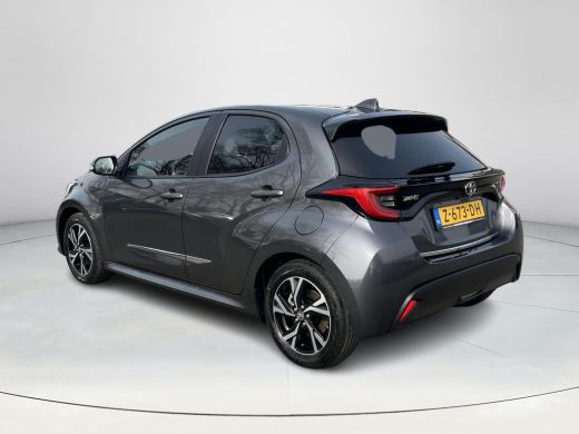 Toyota Yaris 1.5 Hybrid 115 First Edition | LED koplampen | Carplay | Licht metalen velgen | Keyless entry | ActivLease financial lease