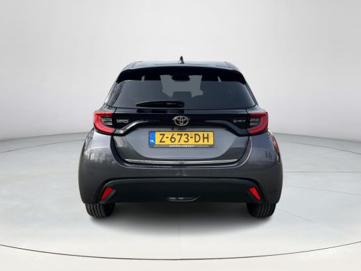 Toyota Yaris 1.5 Hybrid 115 First Edition | LED koplampen | Carplay | Licht metalen velgen | Keyless entry | ActivLease financial lease