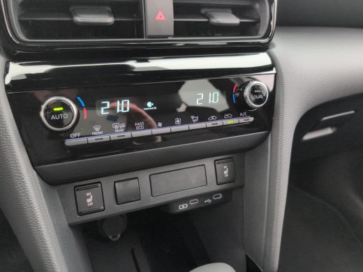 Toyota Yaris Cross 1.5 Hybrid 130 Executive Premium Pack | Android auto | Apple Carplay | Nieuwe Auto ActivLease financial lease