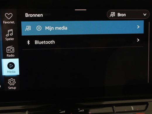 Volkswagen ID.3 First Plus 58 kWh | SOH 90% | Stoel & stuurverwarming | Camera | Adaptive cruise | Sfeerverlichti... ActivLease financial lease