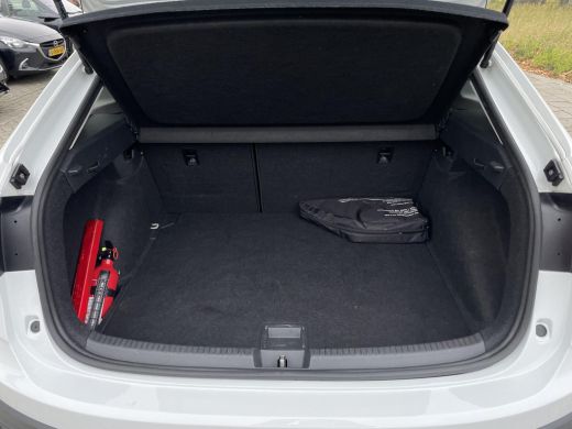 Volkswagen Taigo 1.0 TSI Life Business | Parkeersensoren | Lane assist | ActivLease financial lease