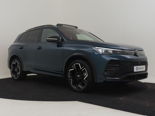 Volkswagen Tiguan 1.5 eHybrid R-Line Edition 272Pk DSG/AUTO | 360 Camera | Elektrich Schuif Kanteldak | Head up dis... ActivLease financial lease